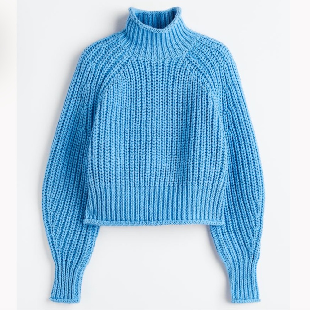 NWT H&M Cropped Chunky Knit Turtleneck sweater - XL